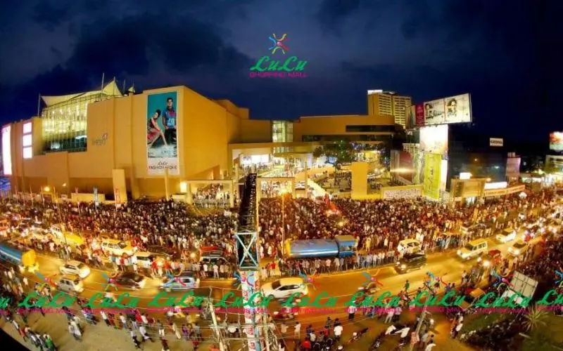 Exterior view of lulu mall kochi in kerala, india