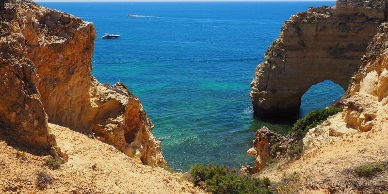 Praia da marinha, algarve, portugal