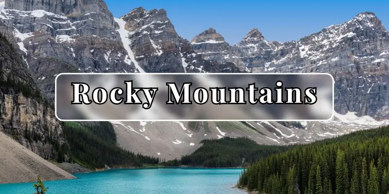 Turquoise lake surrounded by the rocky mountains