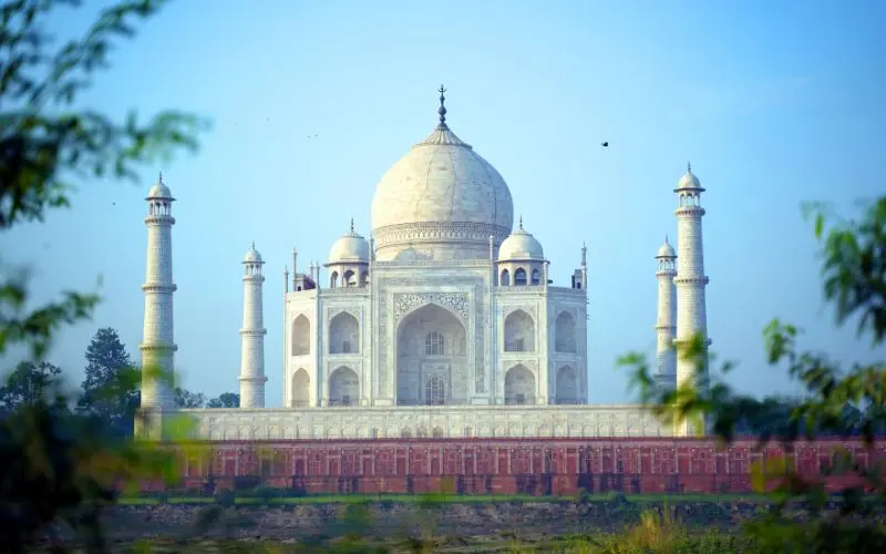 Taj mahal in agra, india view and in taj mahal travel guide