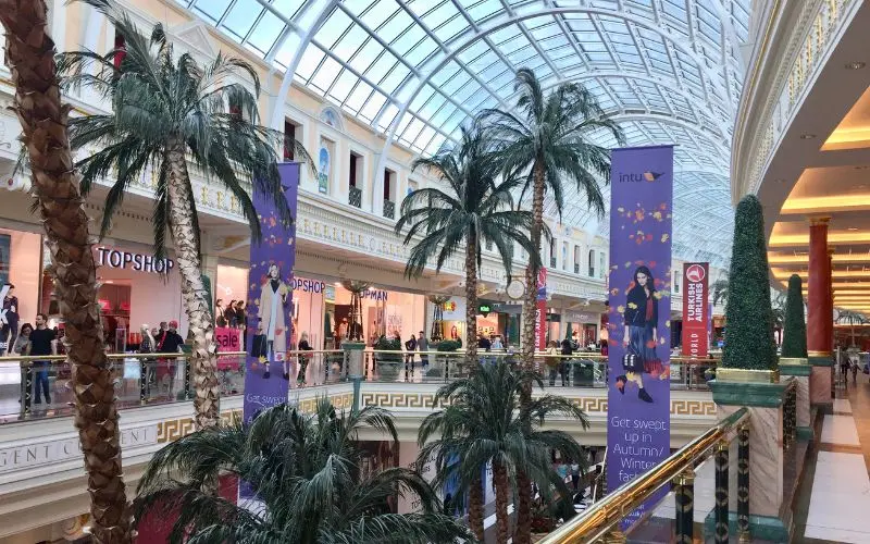 Trafford centre manchester grand shopping mall interior architecture view