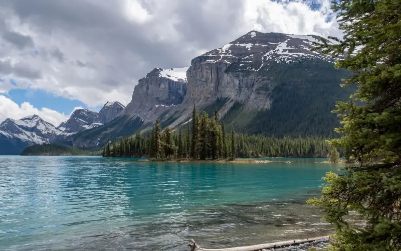 Great bear lake in canada's northwest territories