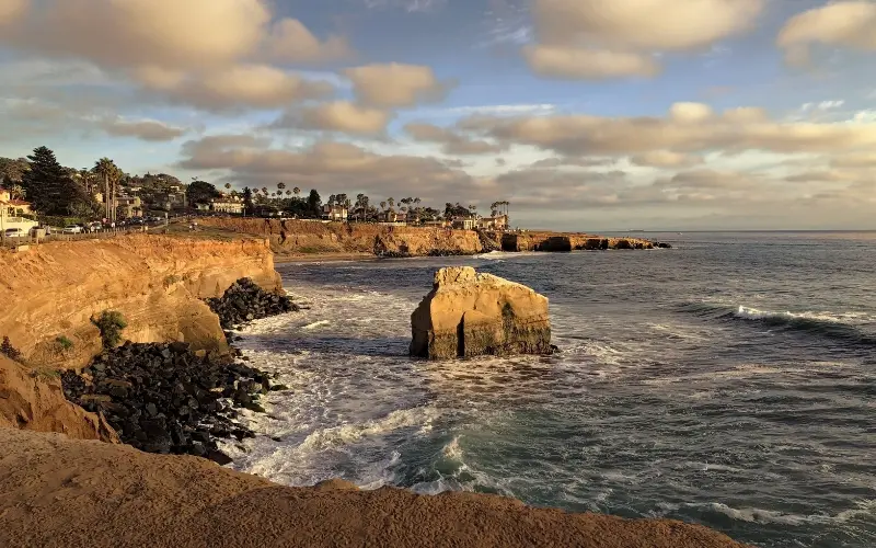 12 Best Things To Do In San Diego Pacific ocean sunset viewed from sunset cliffs in san diego